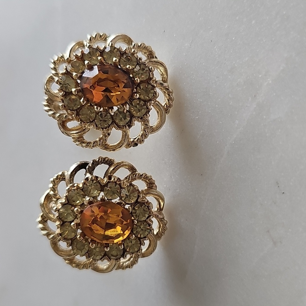 Coro Elegant Gold and Yellow Gemstone Clip Earrings